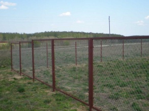 Забор из сетки рабицы в натяг секционный 12 метров фото в Звёздном городке